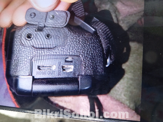 Canon 700d camera